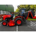 Kubota B3150 4WD 31HP Hydrostatic Compact Tractor with 60" Mid-mounted deck and rear collector