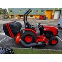 Kubota B3150 4WD 31HP Hydrostatic Compact Tractor with 60" Mid-mounted deck and rear collector