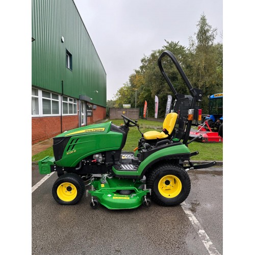 John Deere 1026R Compact Utility Tractor with 54" Mower Deck