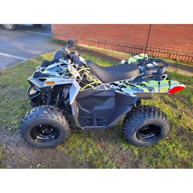 Polaris Outlaw 70 EFI Limited Edition Bright White/Lime Squeeze (Kids Quad Bike)