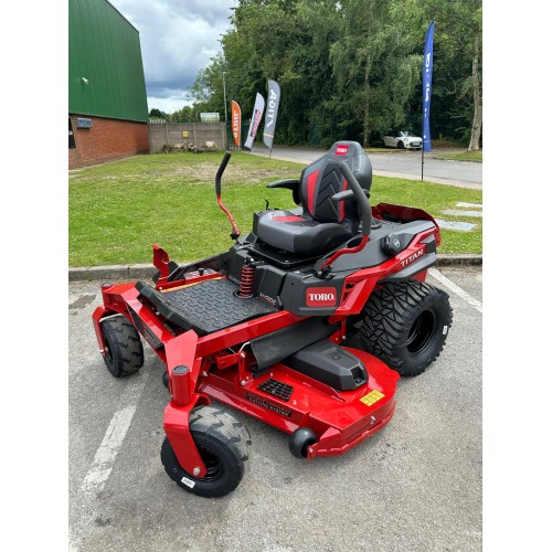 Toro Titan ZXM6075 152 cm Zero Turn Riding Mower 76635 (Shop Soiled)