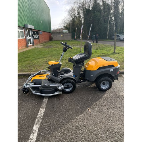 Stiga Park 500 W Petrol Front Mower and 110cm Combi Pro 110 Q Plus Deck